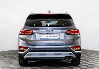 Подержанный автомобиль Hyundai Santa Fe 2020 года (6 фото)