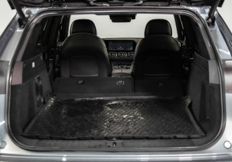 Подержанный автомобиль Jaecoo J8 2024 года (33 фото)