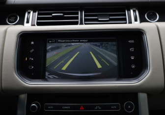 Подержанный автомобиль Land Rover Range Rover 2016 года (24 фото)