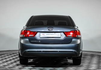 Подержанный автомобиль Kia Magentis 2009 года (6 фото)