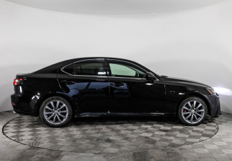 Подержанный автомобиль Lexus IS Sedan 2008 года (5 фото)