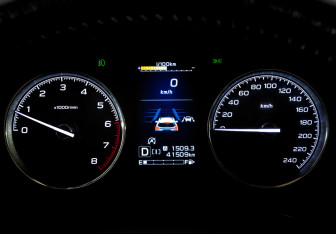 Подержанный автомобиль Subaru Forester Suv 2018 года (38 фото)