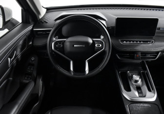Подержанный автомобиль Haval Jolion 2023 года (15 фото)