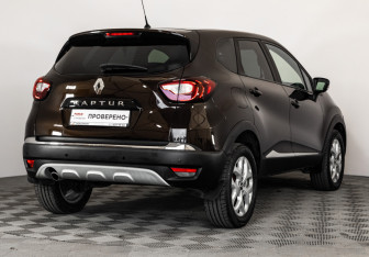 Подержанный автомобиль Renault Kaptur 2017 года (5 фото)