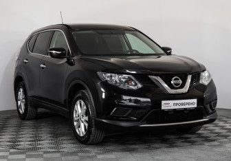 Подержанный автомобиль Nissan X-Trail 2016 года (3 фото)