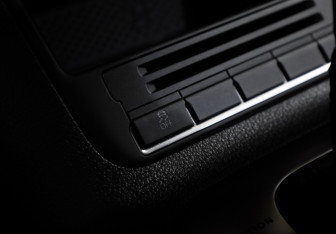 Подержанный автомобиль Volkswagen Tiguan 2011 года (17 фото)