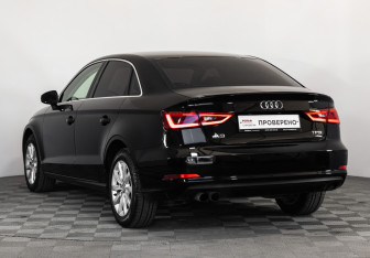 Подержанный автомобиль Audi A3 Sedan 2015 года (8 фото)