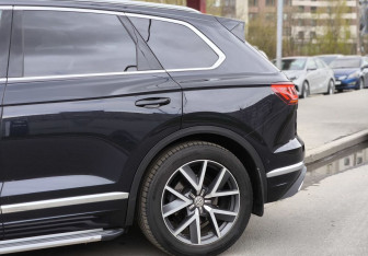 Подержанный автомобиль Volkswagen Touareg 2019 года (10 фото)