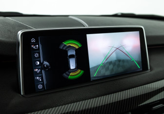 Подержанный автомобиль BMW X5 2017 года (20 фото)