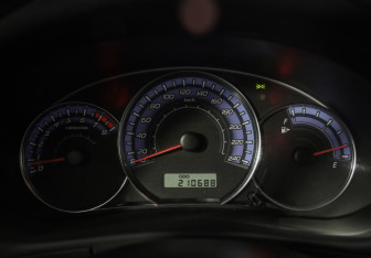 Подержанный автомобиль Subaru Forester Suv 2008 года (12 фото)