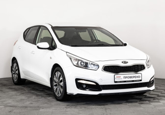 Подержанный автомобиль Kia Ceed Hatchback 2017 года (3 фото)