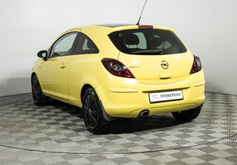 Подержанный автомобиль Opel Corsa 2011 года (7 фото)
