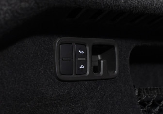 Подержанный автомобиль Audi SQ8 2021 года (29 фото)