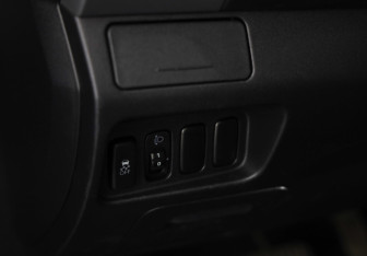 Подержанный автомобиль Mitsubishi Outlander 2011 года (18 фото)