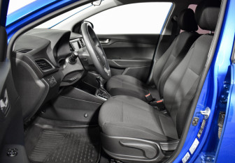 Подержанный автомобиль Hyundai Solaris Sedan 2017 года (10 фото)