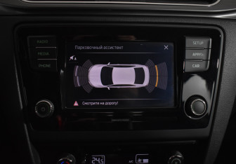 Подержанный автомобиль Skoda Rapid Liftback 2019 года (15 фото)