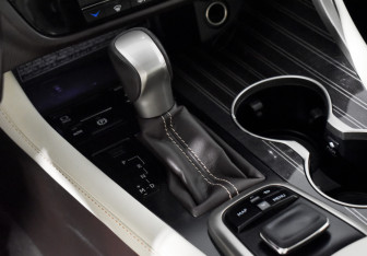 Подержанный автомобиль Lexus RX 2016 года (11 фото)