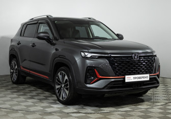 Подержанный автомобиль Changan CS35PLUS 2023 года (3 фото)