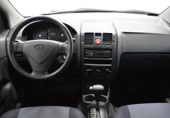 Подержанный автомобиль Hyundai Getz 2008 года (14 фото)