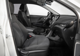 Подержанный автомобиль Hyundai Santa Fe 2013 года (18 фото)