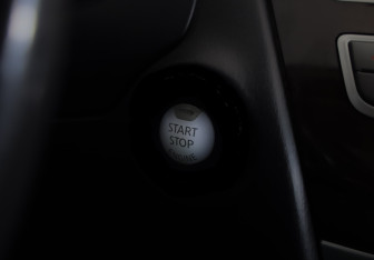 Подержанный автомобиль Infiniti JX 2013 года (21 фото)