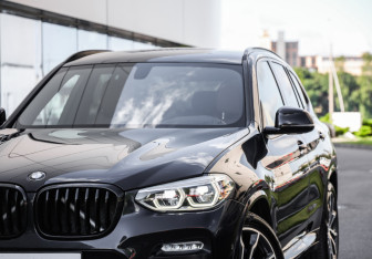 Подержанный автомобиль BMW X3 2018 года (2 фото)