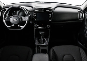 Подержанный автомобиль Hyundai Creta 2021 года (12 фото)