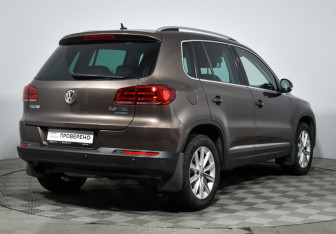 Подержанный автомобиль Volkswagen Tiguan 2014 года (6 фото)