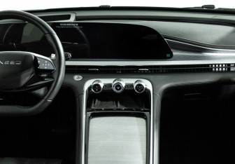 Подержанный автомобиль Exeed TXL 2024 года (14 фото)