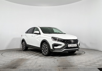 Подержанный автомобиль LADA (ВАЗ) Vesta Sedan 2023 года (3 фото)