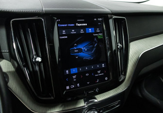 Подержанный автомобиль Volvo XC60 2021 года (15 фото)