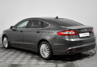 Подержанный автомобиль Ford Mondeo Sedan 2017 года (7 фото)