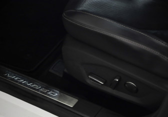 Подержанный автомобиль Ford Mondeo Sedan 2016 года (26 фото)