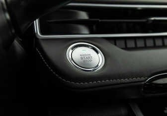 Подержанный автомобиль Chery Tiggo 4 2025 года (18 фото)