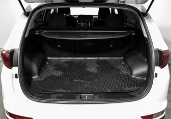 Подержанный автомобиль Kia Sportage 2018 года (20 фото)