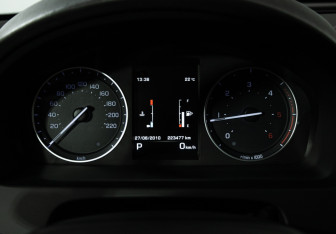 Подержанный автомобиль Land Rover Freelander 2014 года (12 фото)