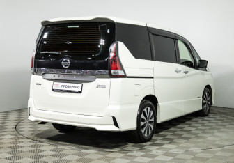 Подержанный автомобиль Nissan Serena Minivan 2019 года (5 фото)