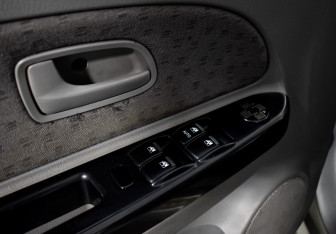 Подержанный автомобиль Kia Rio Wagon 2005 года (7 фото)