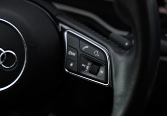 Подержанный автомобиль Audi A5 Coupe 2019 года (14 фото)