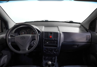 Подержанный автомобиль Hyundai Getz 2008 года (7 фото)
