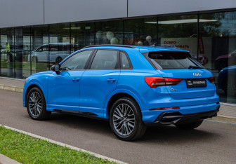 Подержанный автомобиль Audi Q3 2019 года (7 фото)