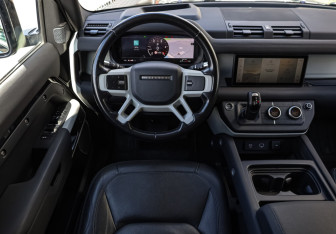 Подержанный автомобиль Land Rover Defender Suv 2021 года (12 фото)