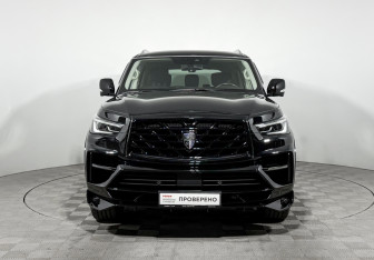 Подержанный автомобиль Infiniti QX80 2018 года (2 фото)