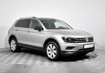 Подержанный автомобиль Volkswagen Tiguan 2017 года (3 фото)