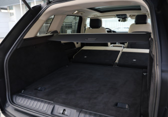 Подержанный автомобиль Land Rover Range Rover Sport 2021 года (37 фото)