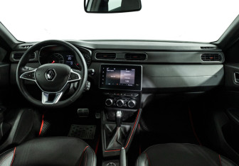Подержанный автомобиль Renault Arkana 2021 года (13 фото)