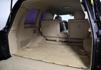 Подержанный автомобиль Toyota Land Cruiser Suv 2013 года (31 фото)