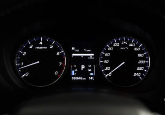 Подержанный автомобиль Mitsubishi Outlander 2022 года (12 фото)