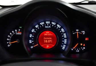 Подержанный автомобиль Kia Sportage 2013 года (17 фото)