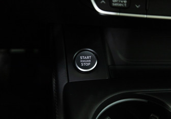 Подержанный автомобиль Audi A5 Liftback 2018 года (19 фото)